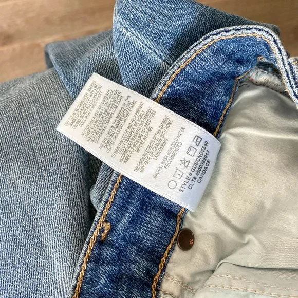 Joe's Jeans Distressed Slim Boyfriend Crop Jean 24 - Picture 9 of 11